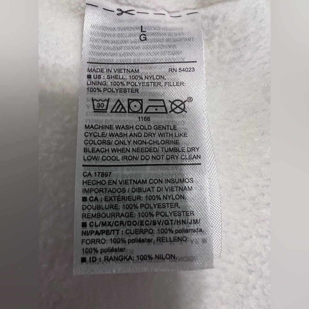 Old Navy White Puffer Vest - Picture 6 of 7